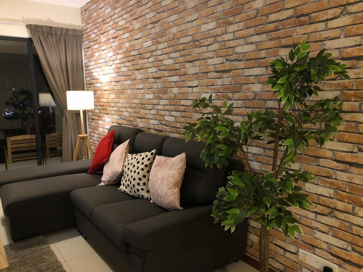Seaview Water Purify Cozy Comfortable For Short & Long Stay In The Landmark By Katana George Town Extérieur photo