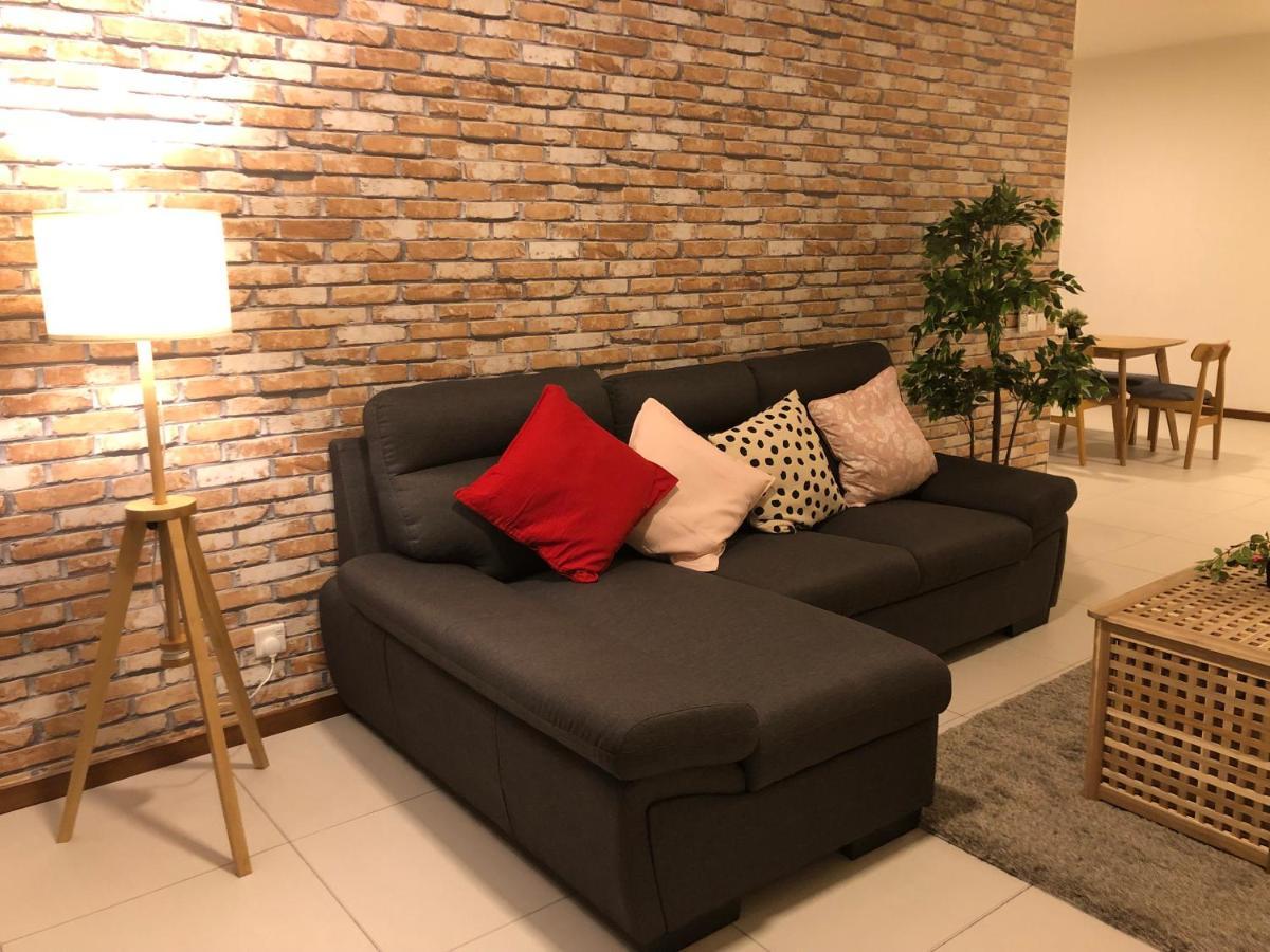 Seaview Water Purify Cozy Comfortable For Short & Long Stay In The Landmark By Katana George Town Extérieur photo