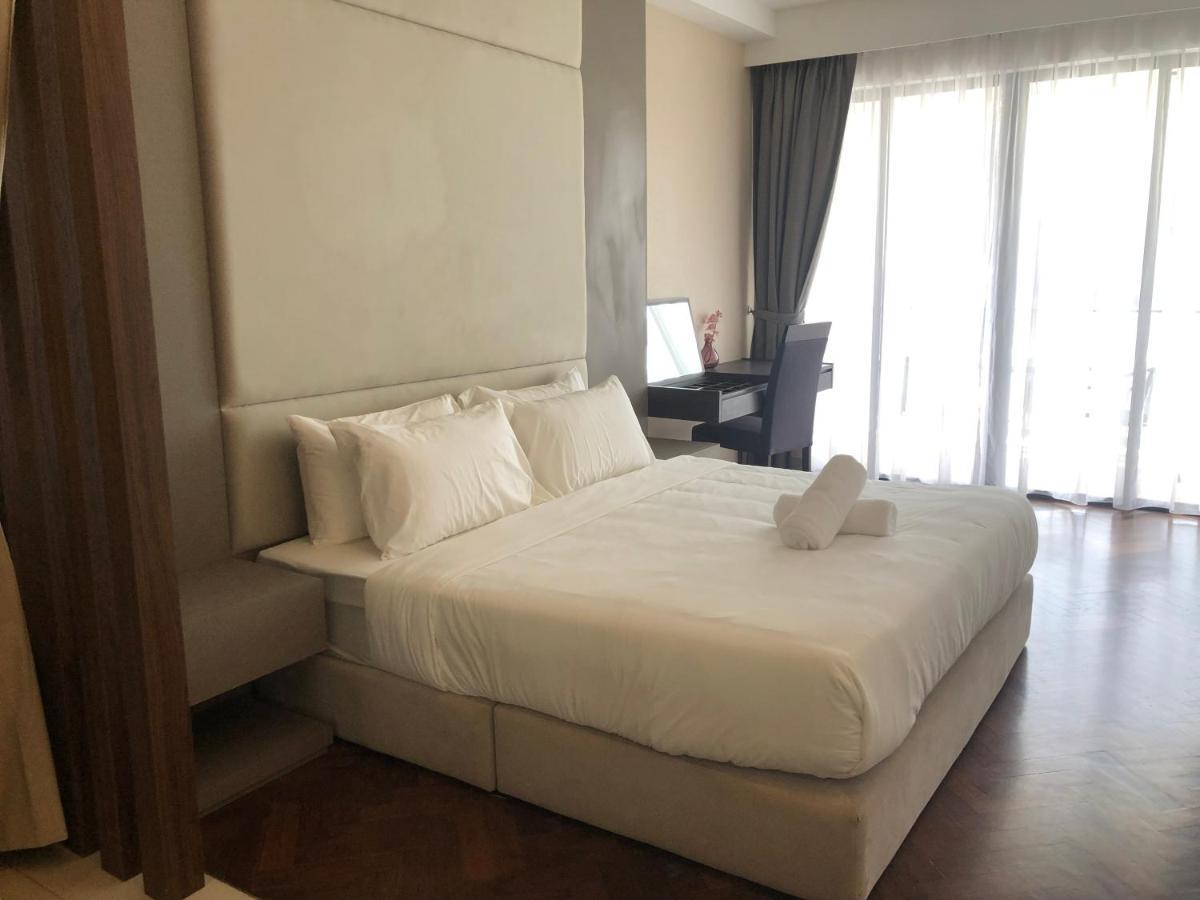 Seaview Water Purify Cozy Comfortable For Short & Long Stay In The Landmark By Katana George Town Extérieur photo