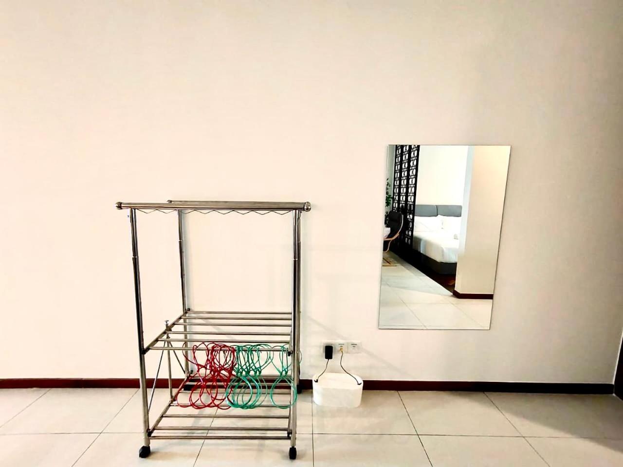 Seaview Water Purify Cozy Comfortable For Short & Long Stay In The Landmark By Katana George Town Extérieur photo