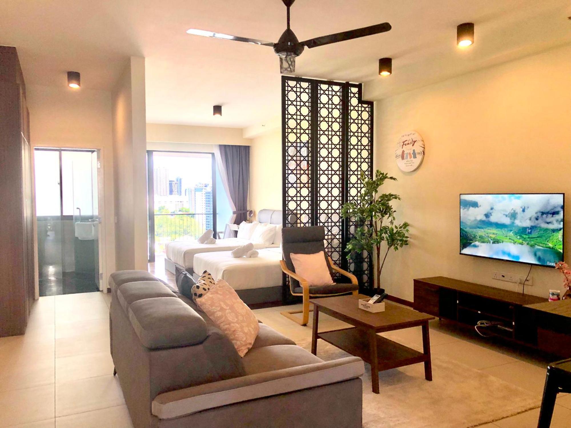 Seaview Water Purify Cozy Comfortable For Short & Long Stay In The Landmark By Katana George Town Extérieur photo
